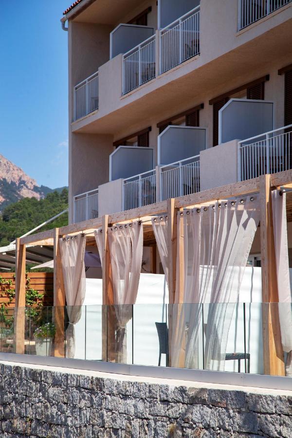 Hotel Scandola เพียนา ภายนอก รูปภาพ